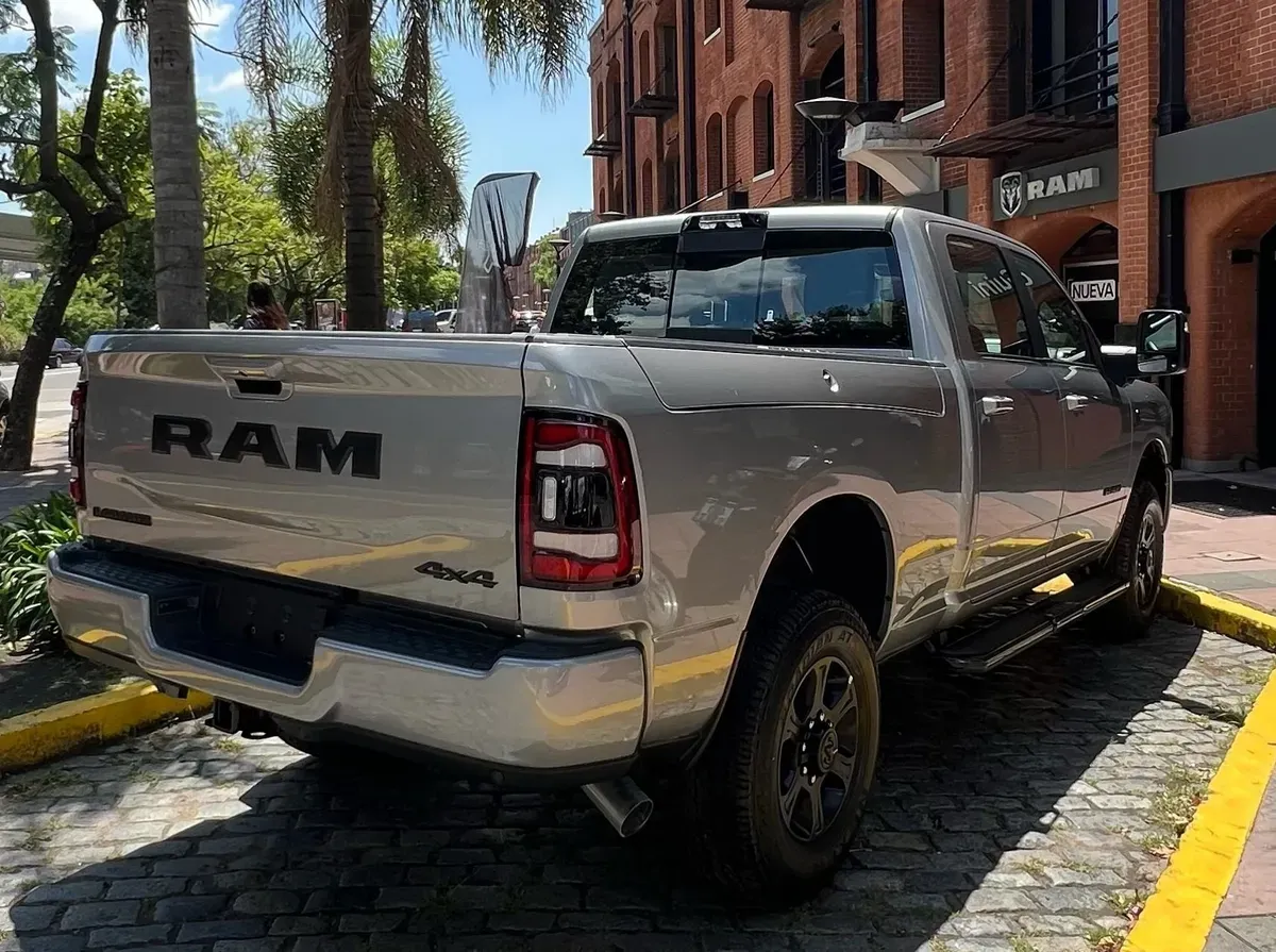 Mira esta publicación de RAM 2500 2025 en Motordil