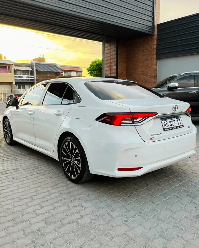 Mira esta publicación de Toyota Corolla 2024 en Motordil