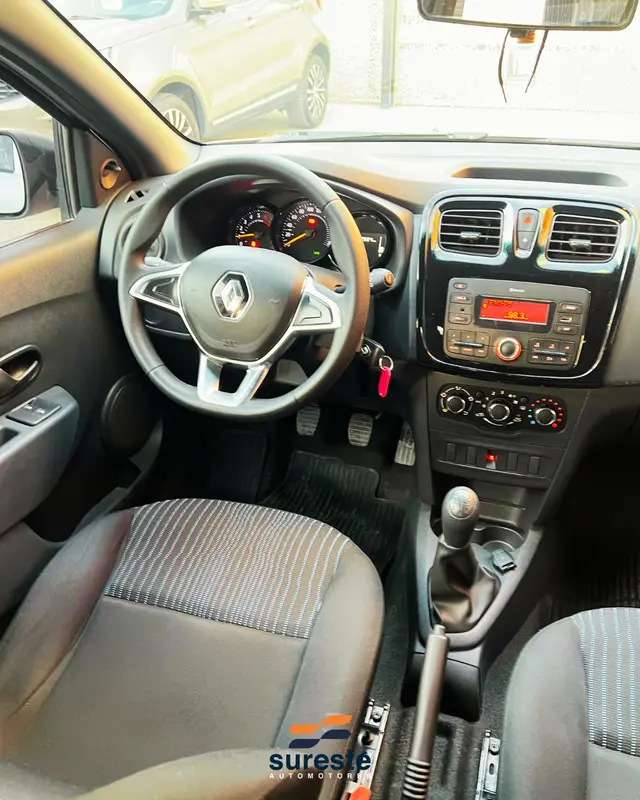 Mira esta publicación de Renault Sandero II 2023 en Motordil