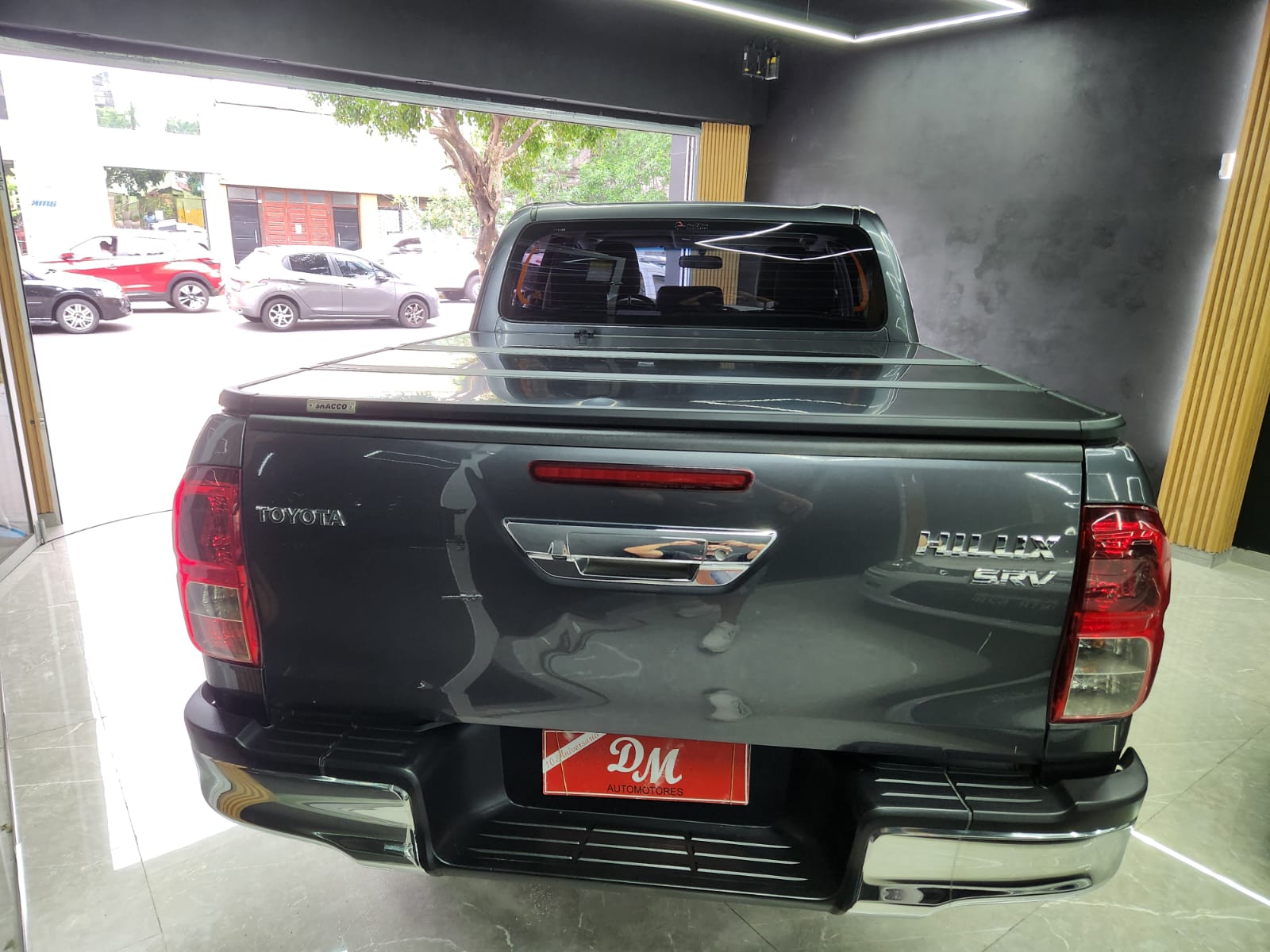 Mira esta publicación de Toyota Hilux 2017 en Motordil