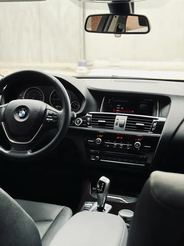 Mira esta publicación de BMW X3 2017 en Motordil