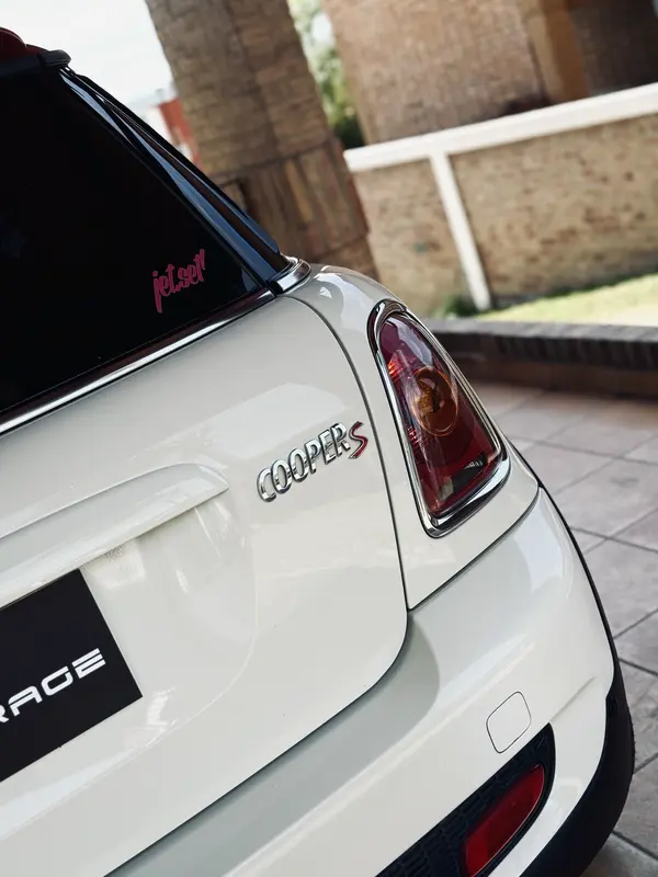 Mira esta publicación de Mini Cooper 2010 en Motordil