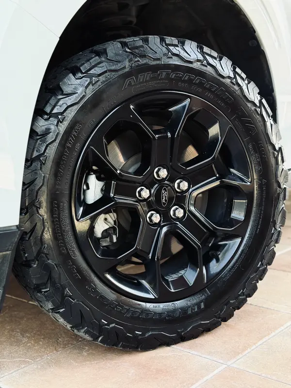 Mira esta publicación de Ford Maverick 2022 en Motordil