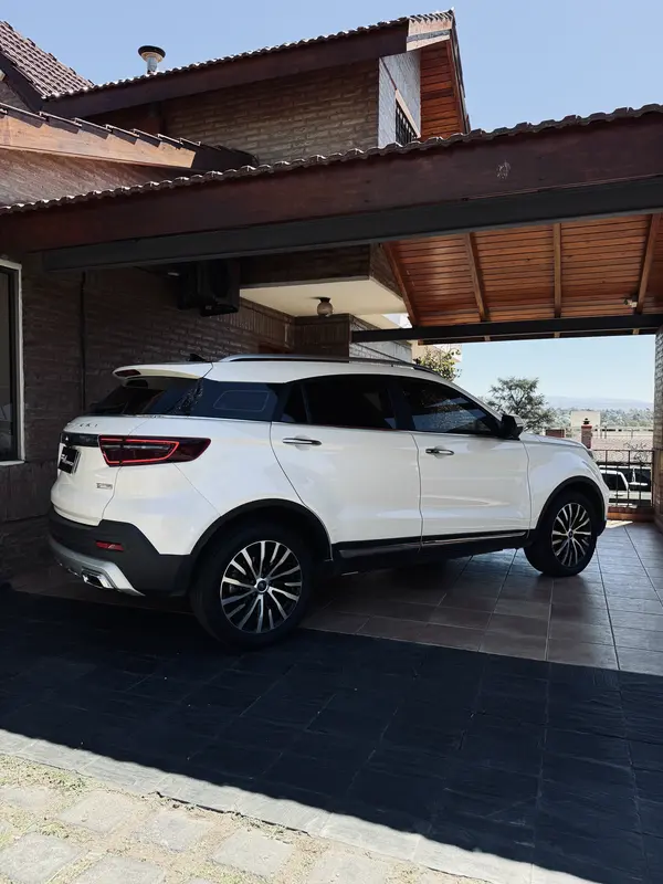 Mira esta publicación de Ford Territory 2021 en Motordil