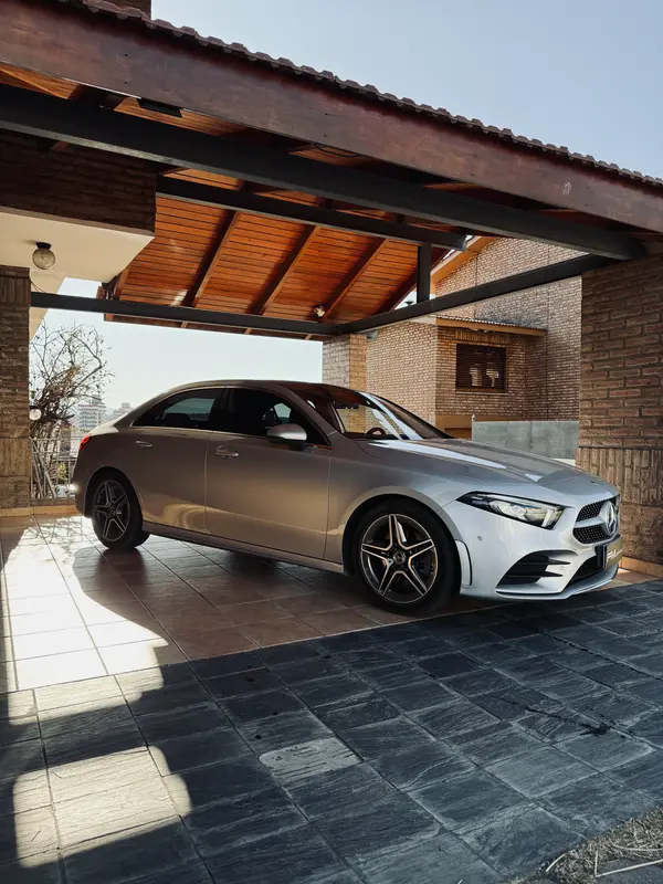 Mira esta publicación de Mercedes Benz Clase A 2021 en Motordil