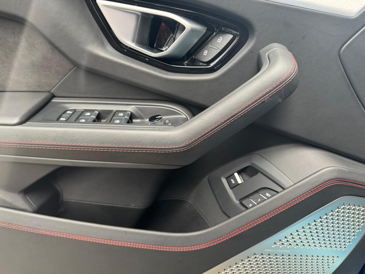 Mirá esta publicación de Lamborghini Urus