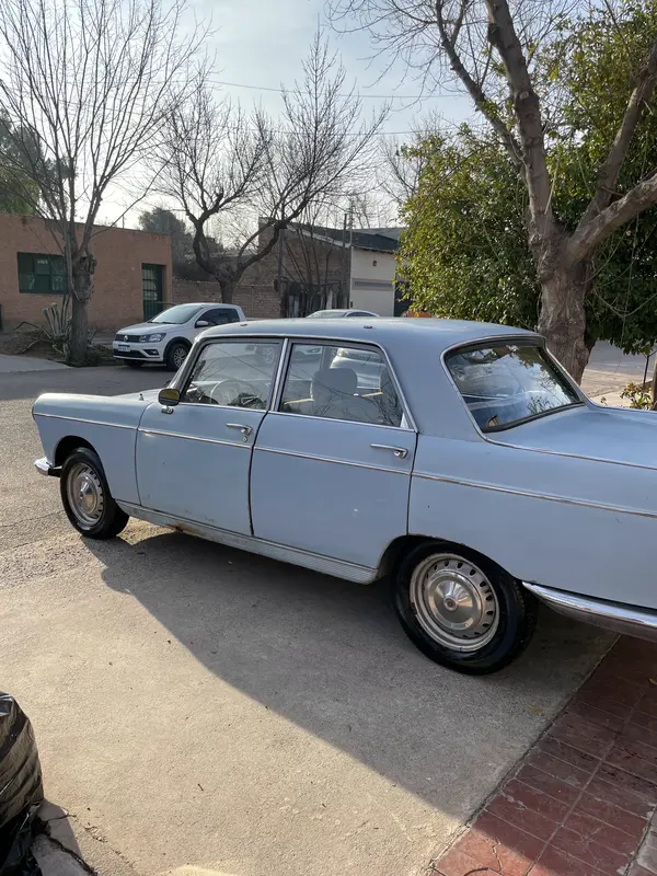 Mira esta publicación de Peugeot 404 1973 en Motordil