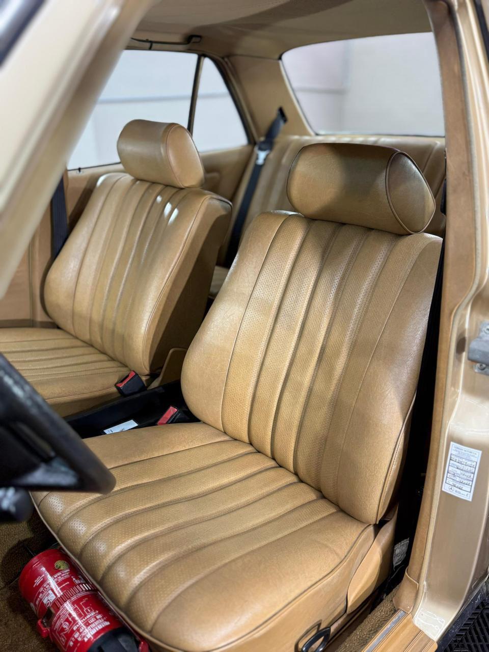 Mira esta publicación de Mercedes Benz 230 1982 en Motordil