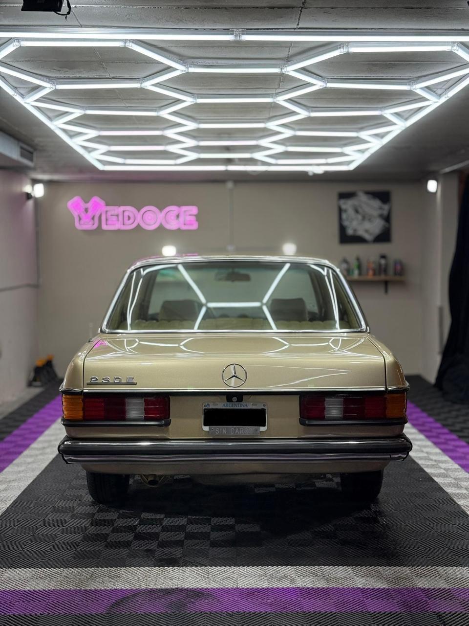 Mirá esta publicación de Mercedes Benz 230