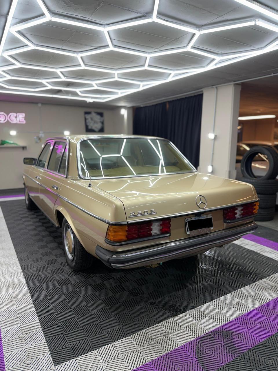 Mirá esta publicación de Mercedes Benz 230