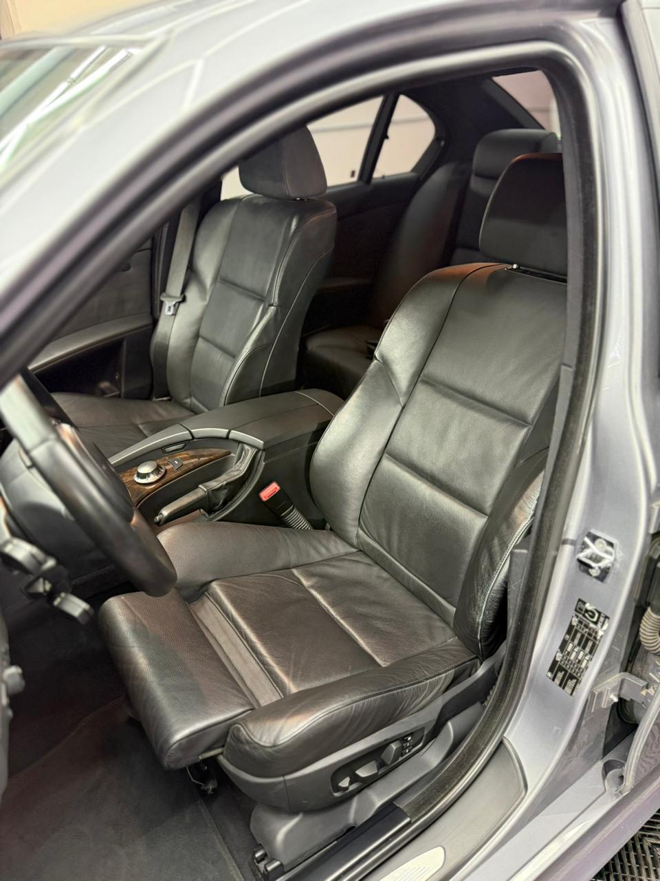 Mira esta publicación de BMW Serie 5 2005 en Motordil