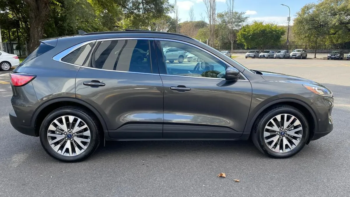 Mira esta publicación de Ford Kuga 2020 en Motordil