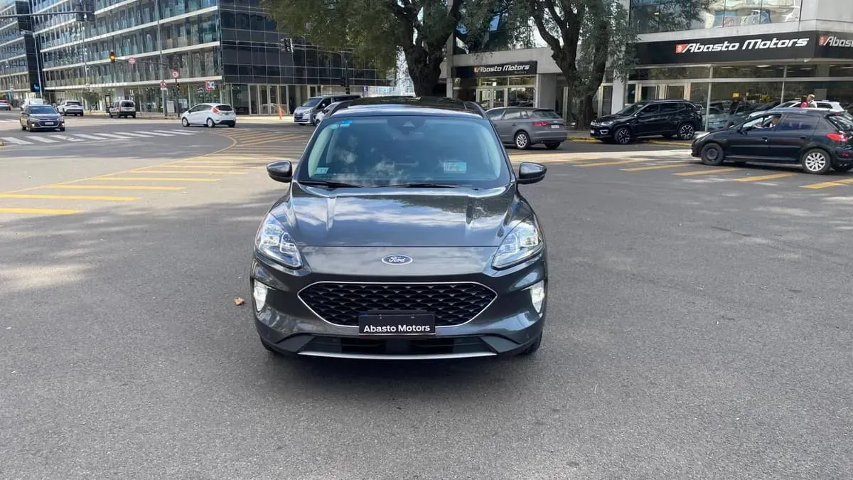 Mira esta publicación de Ford Kuga 2020 en Motordil