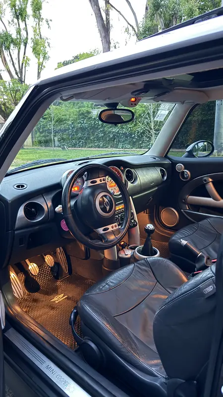 Mira esta publicación de Mini Cooper 2004 en Motordil