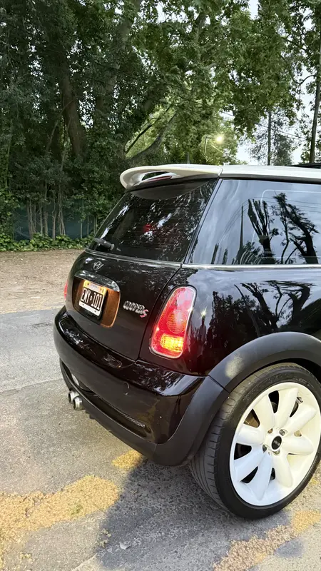 Mira esta publicación de Mini Cooper 2004 en Motordil