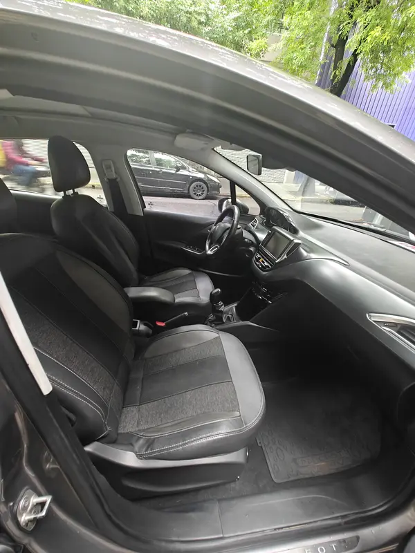 Mirá esta publicación de Peugeot 208