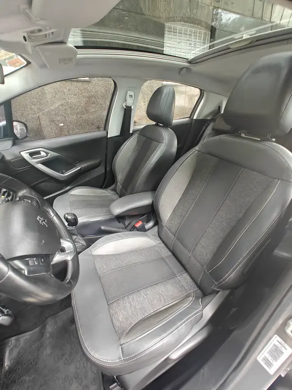 Mirá esta publicación de Peugeot 208