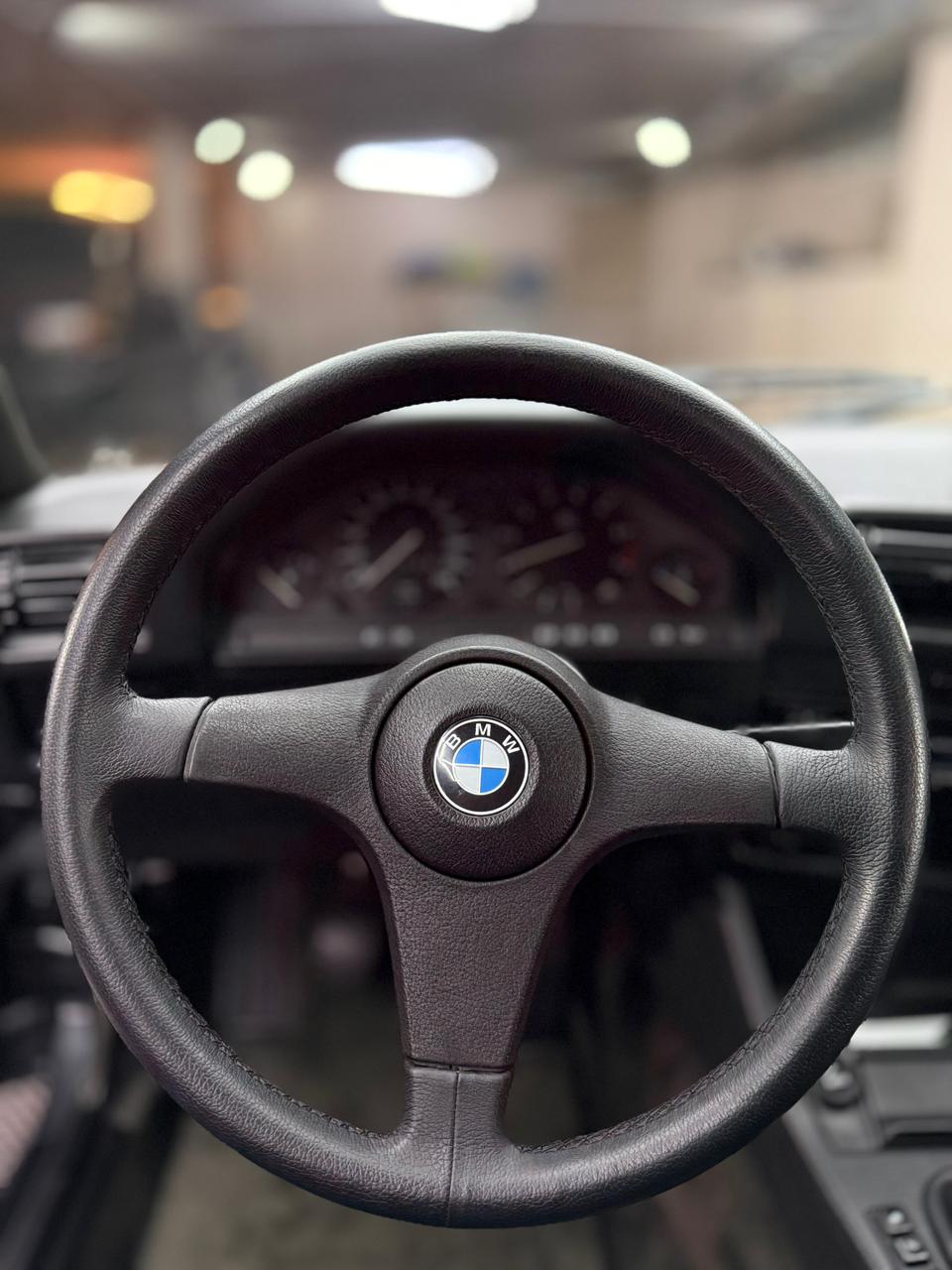 Mira esta publicación de BMW Serie 3 1985 en Motordil