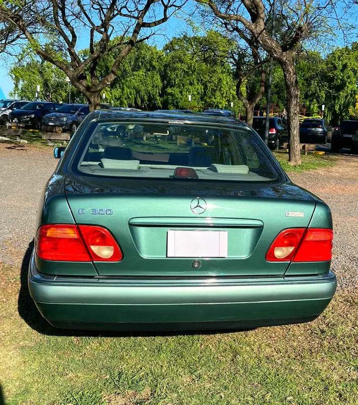 Mirá esta publicación de Mercedes Benz Clase E