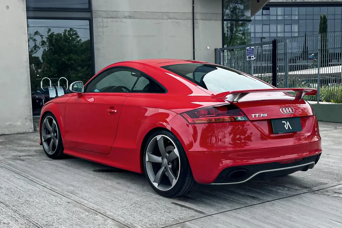 Mira esta publicación de Audi TTRS 2012 en Motordil