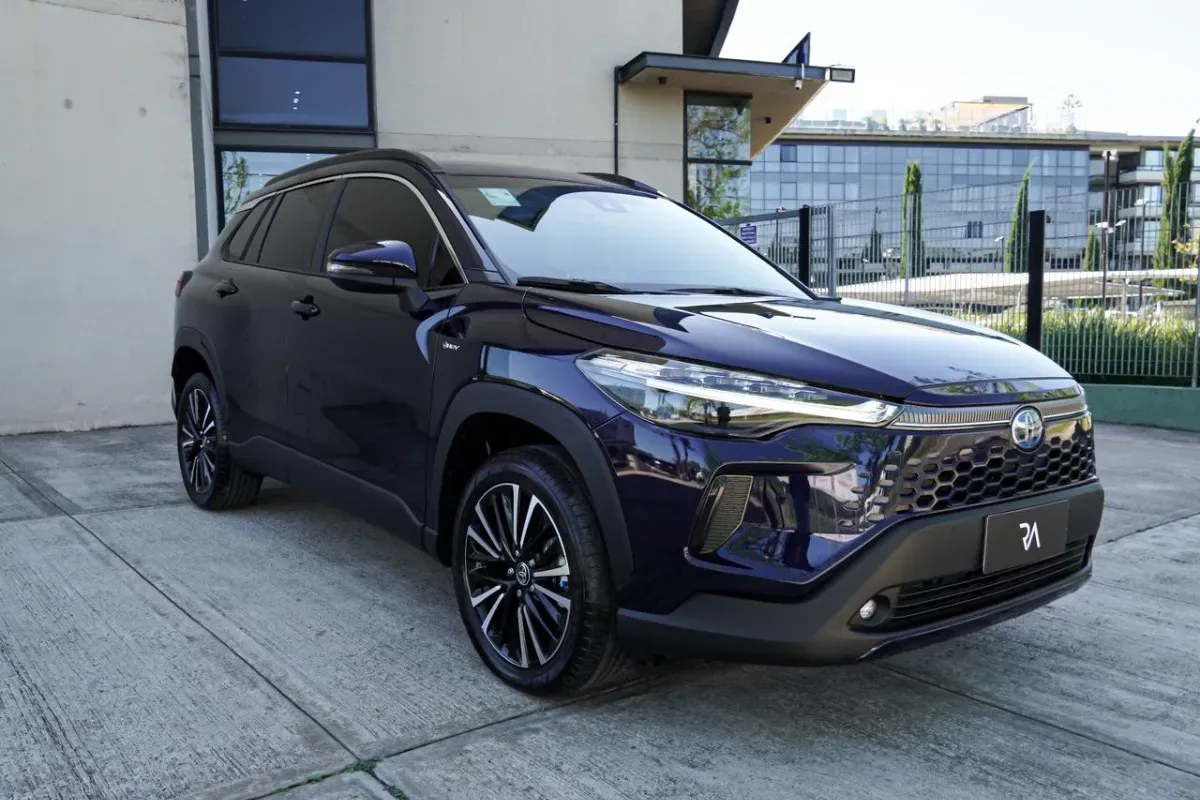 Mira esta publicación de Toyota Corolla Cross 2025 en Motordil