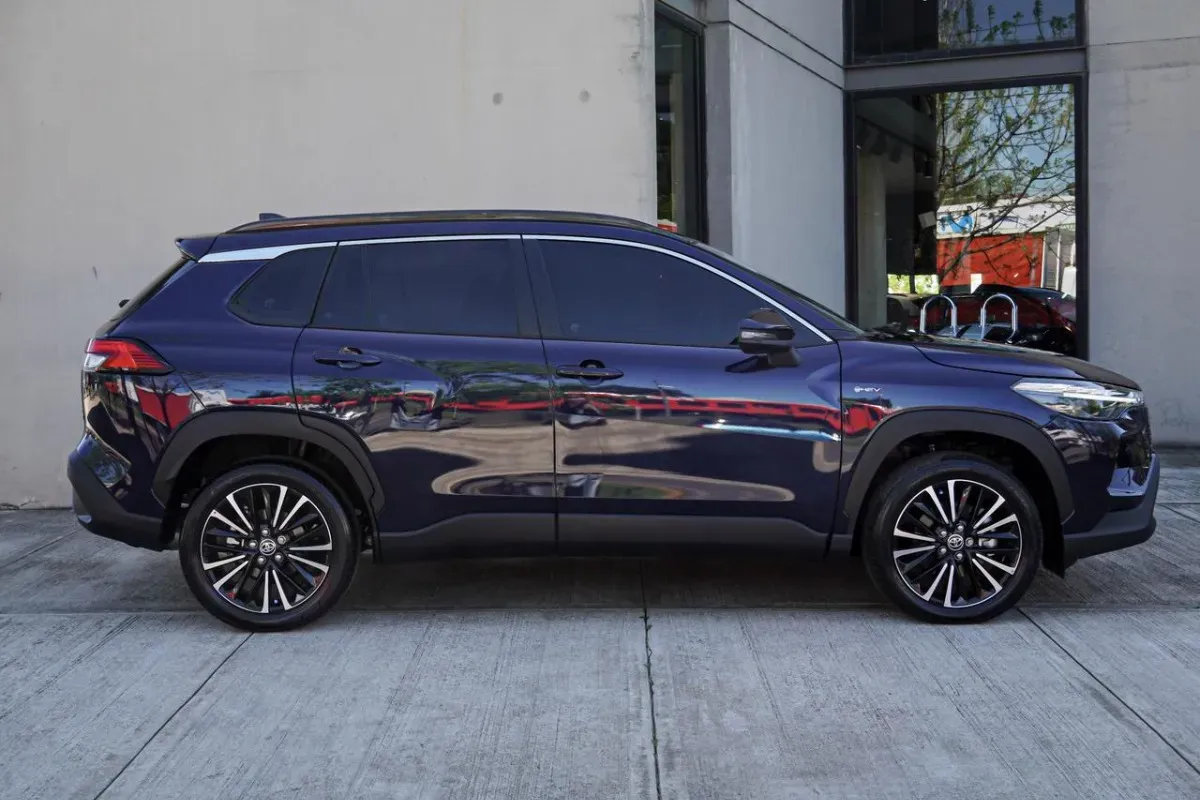 Mira esta publicación de Toyota Corolla Cross 2025 en Motordil