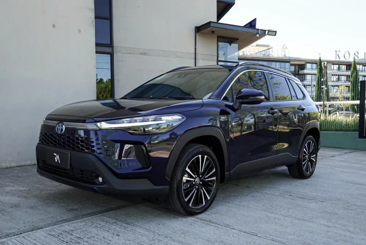 Mira esta publicación de Toyota Corolla Cross 2025 en Motordil
