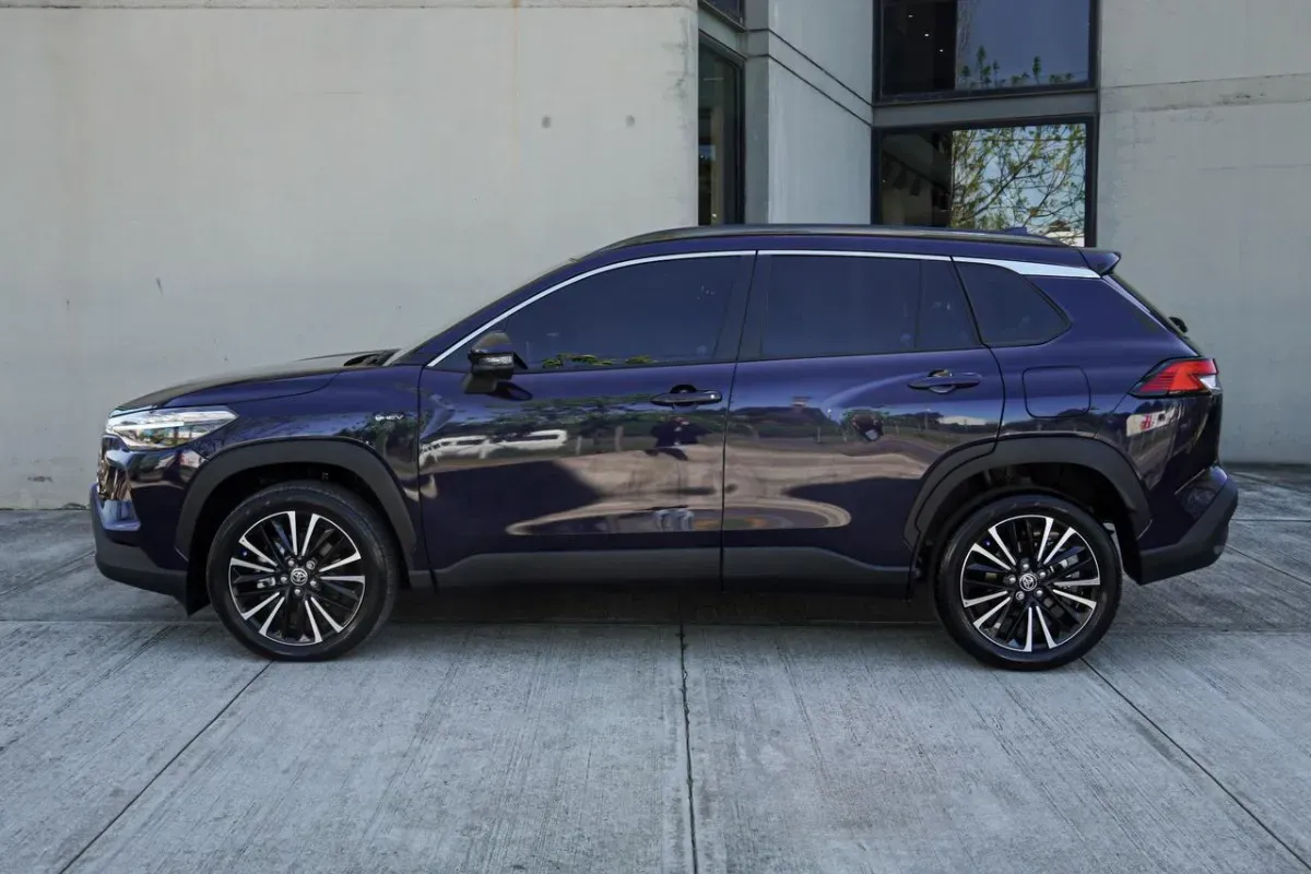 Mira esta publicación de Toyota Corolla Cross 2025 en Motordil