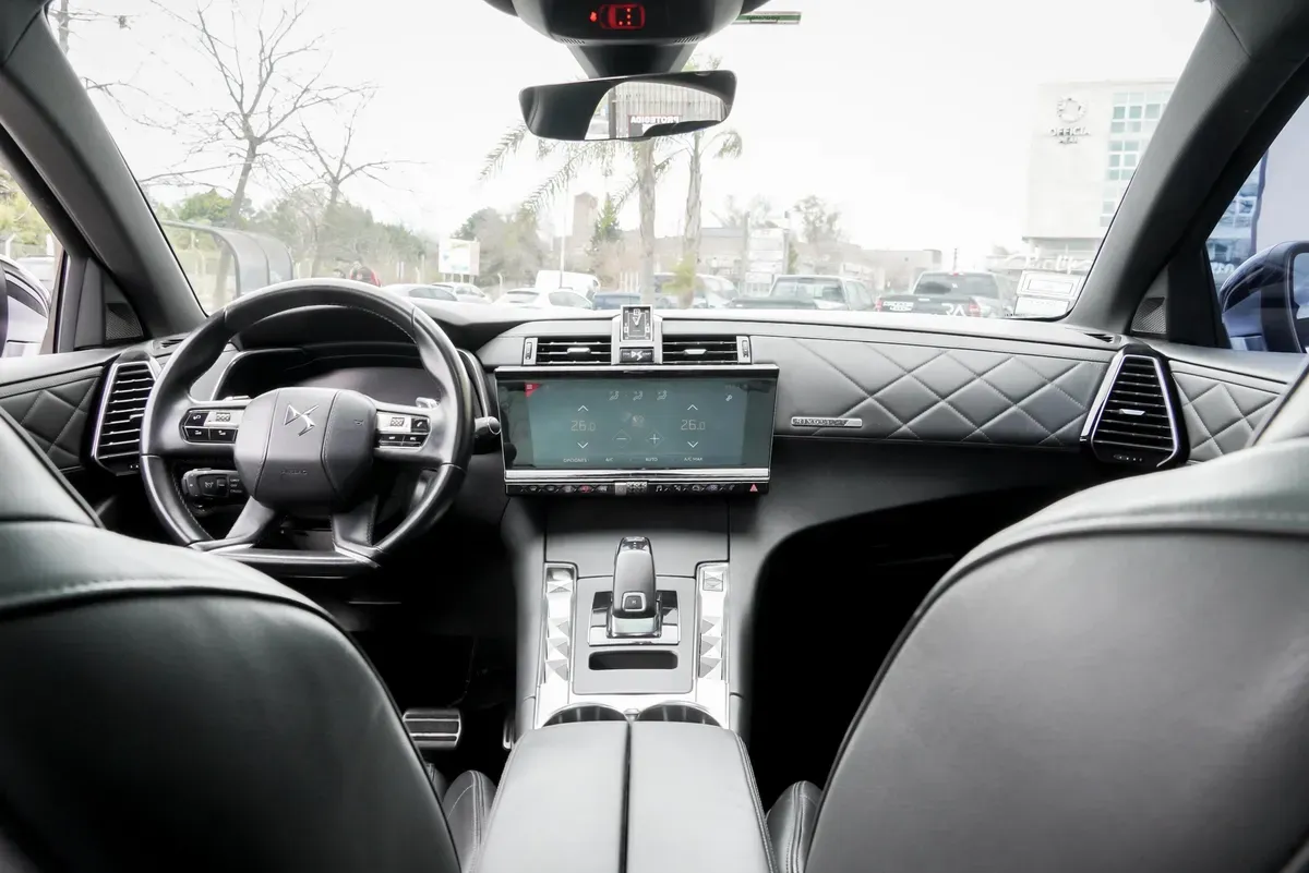 Mira esta publicación de Ds Automobiles DS7 2019 en Motordil