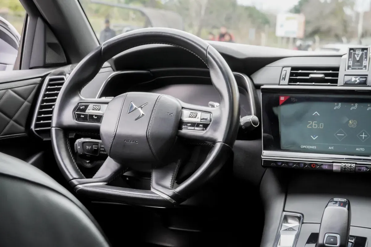 Mira esta publicación de Ds Automobiles DS7 2019 en Motordil