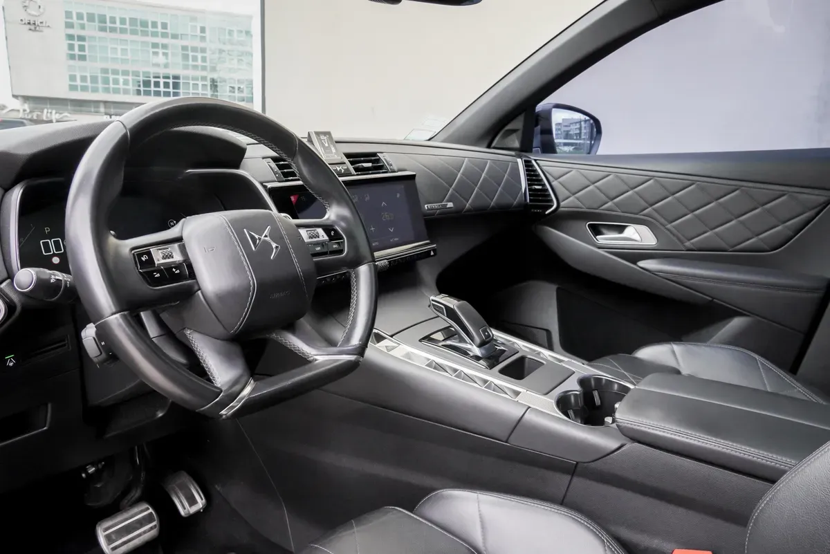 Mira esta publicación de Ds Automobiles DS7 2019 en Motordil