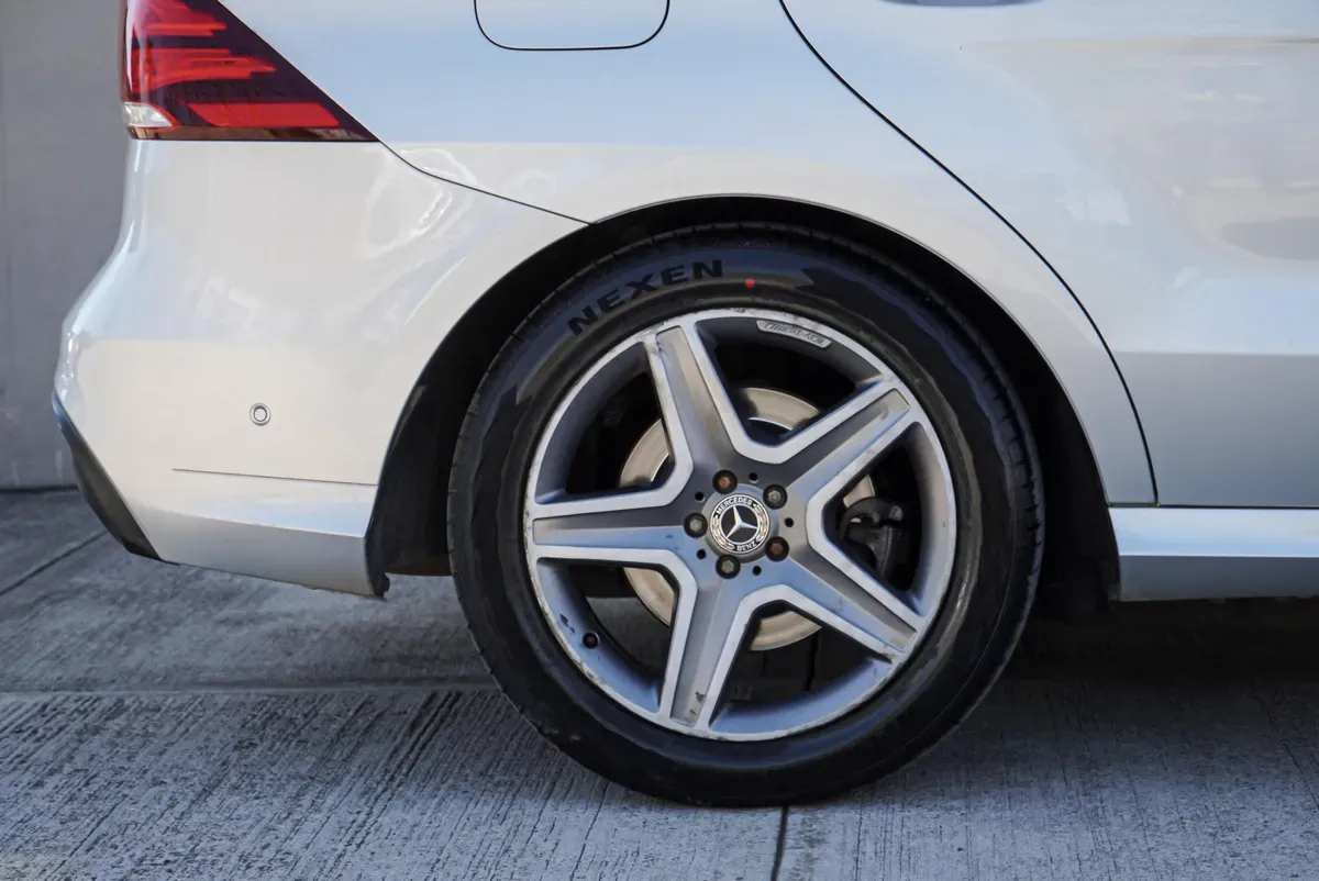 Mira esta publicación de Mercedes Benz GLE 2018 en Motordil