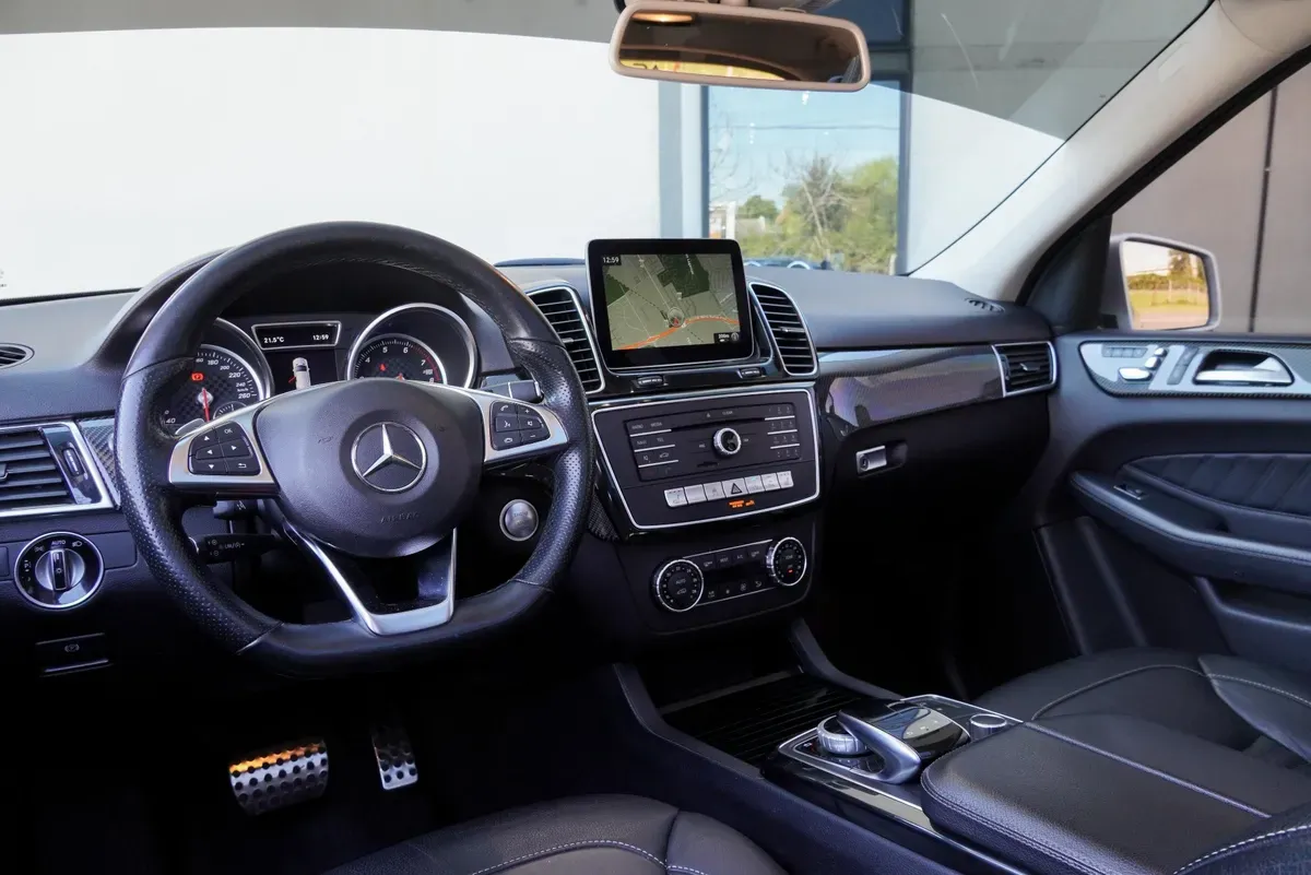 Mira esta publicación de Mercedes Benz GLE 2018 en Motordil