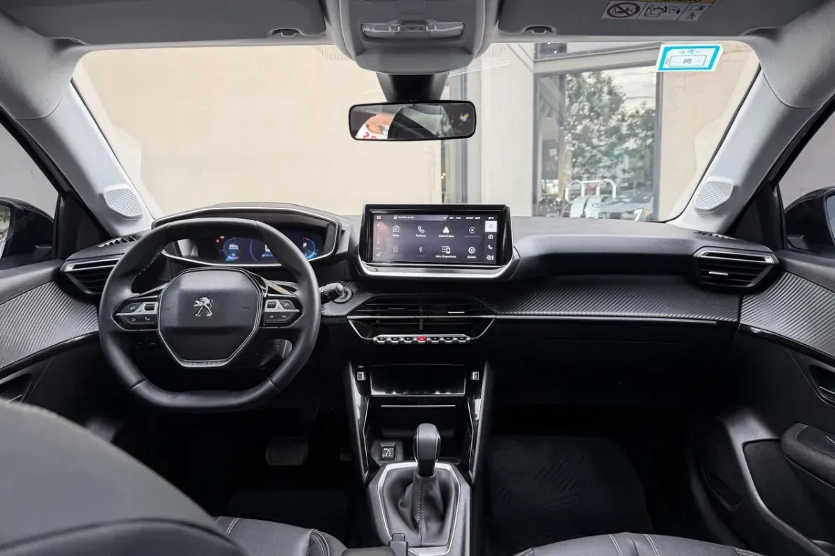 Mirá esta publicación de Peugeot 208