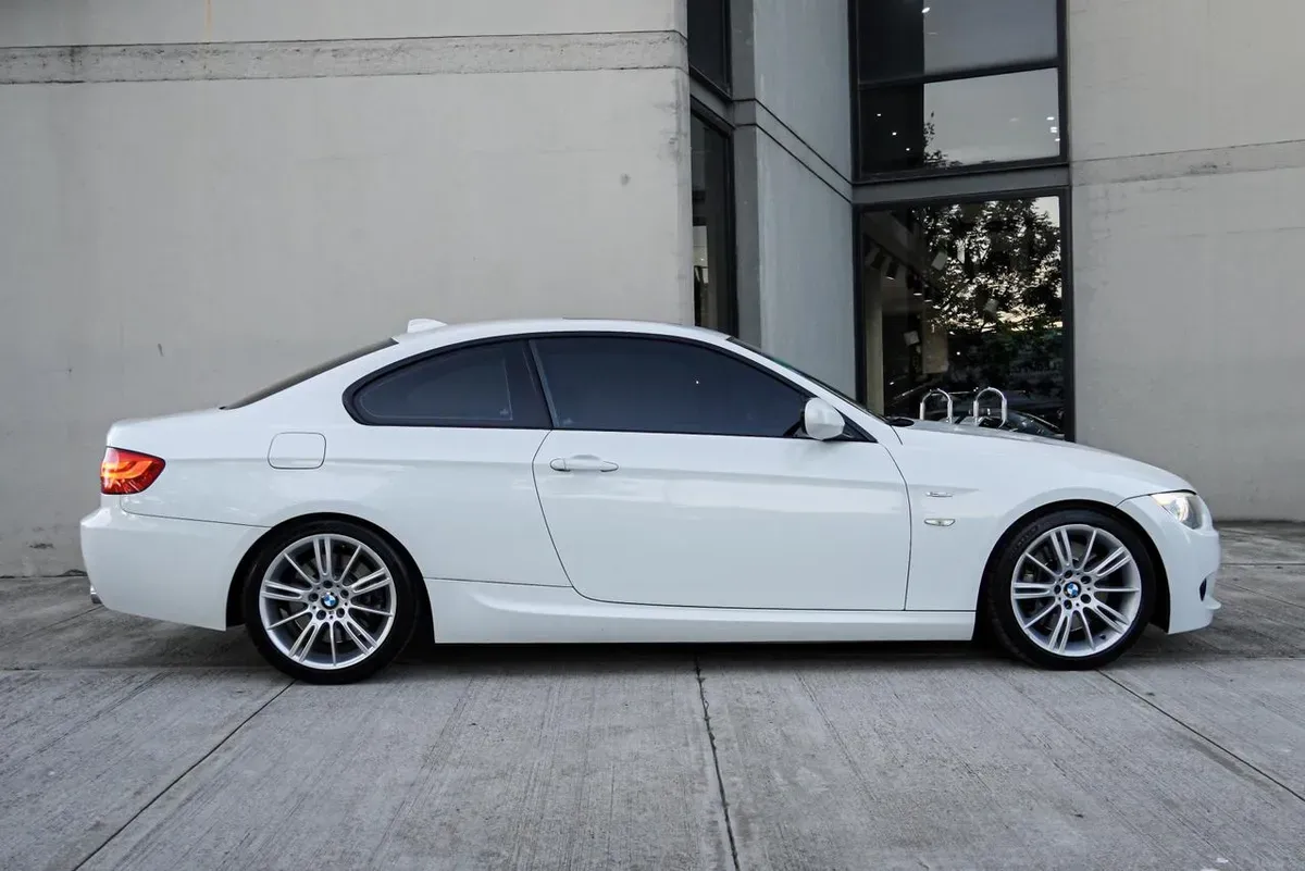 Mira esta publicación de BMW Serie 3 2013 en Motordil