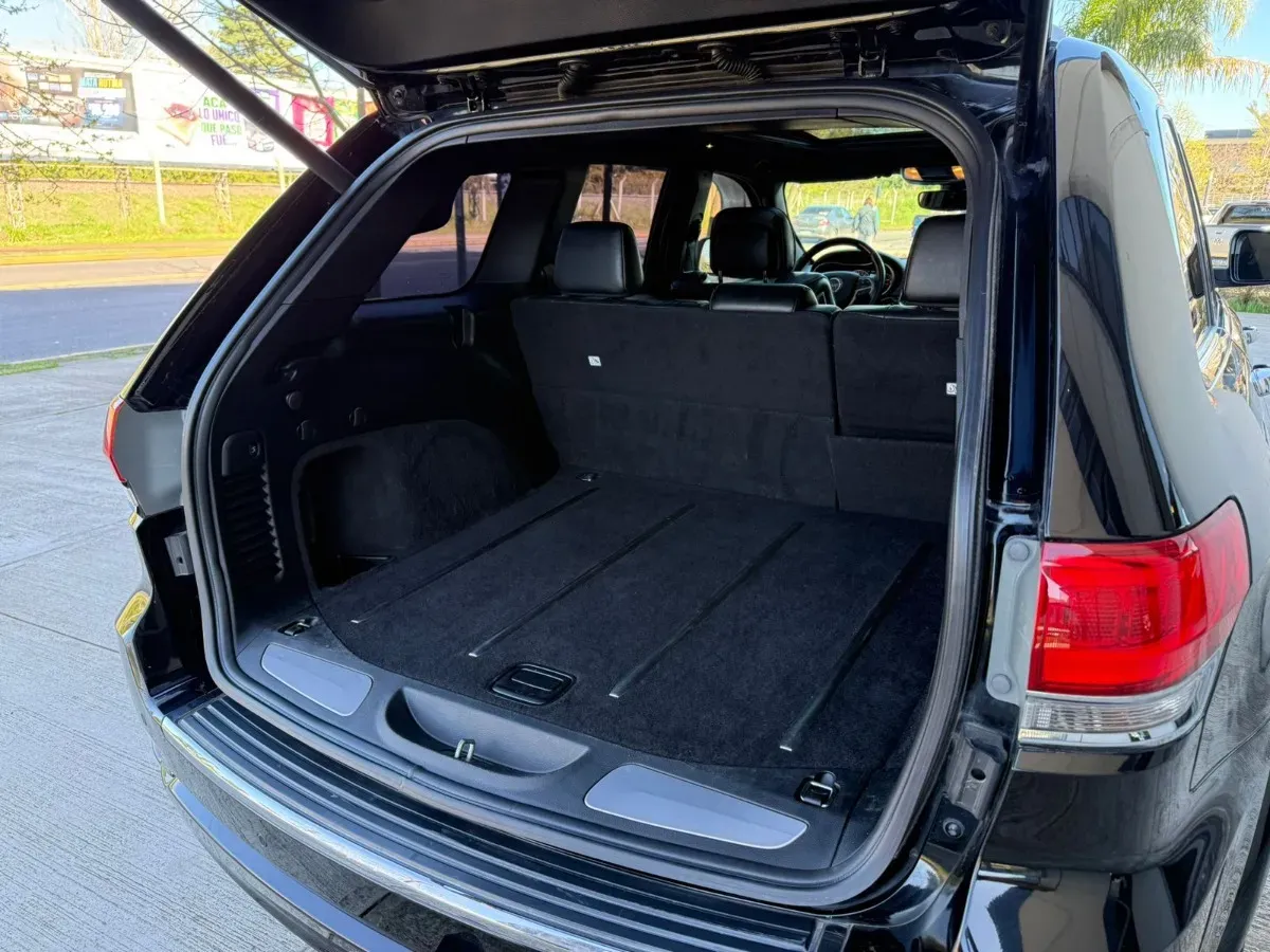 Mirá esta publicación de Jeep Grand Cherokee