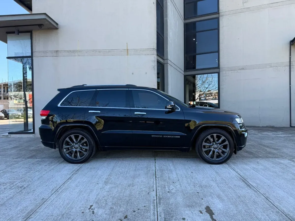 Mira esta publicación de Jeep Grand Cherokee 2018 en Motordil