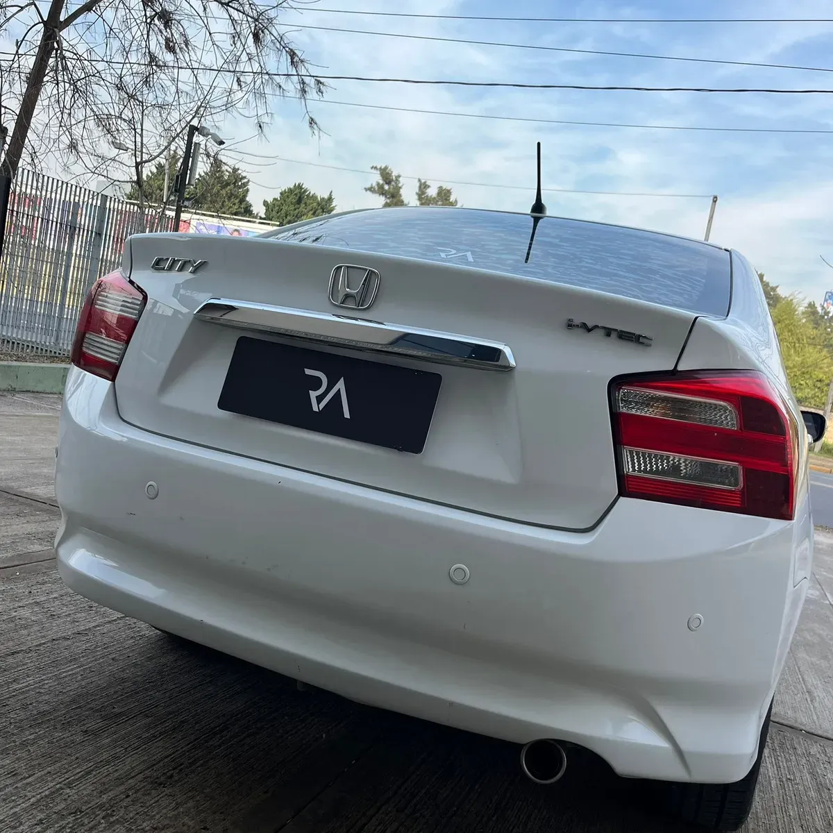 Mira esta publicación de Honda City 2012 en Motordil