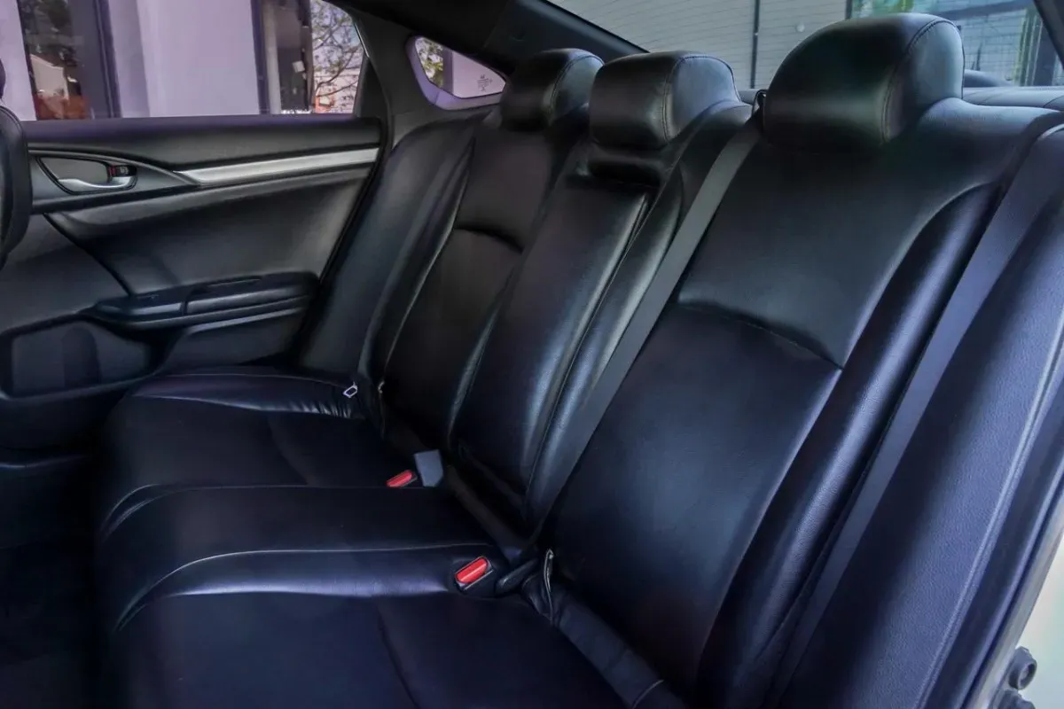 Mira esta publicación de Honda Civic 2017 en Motordil