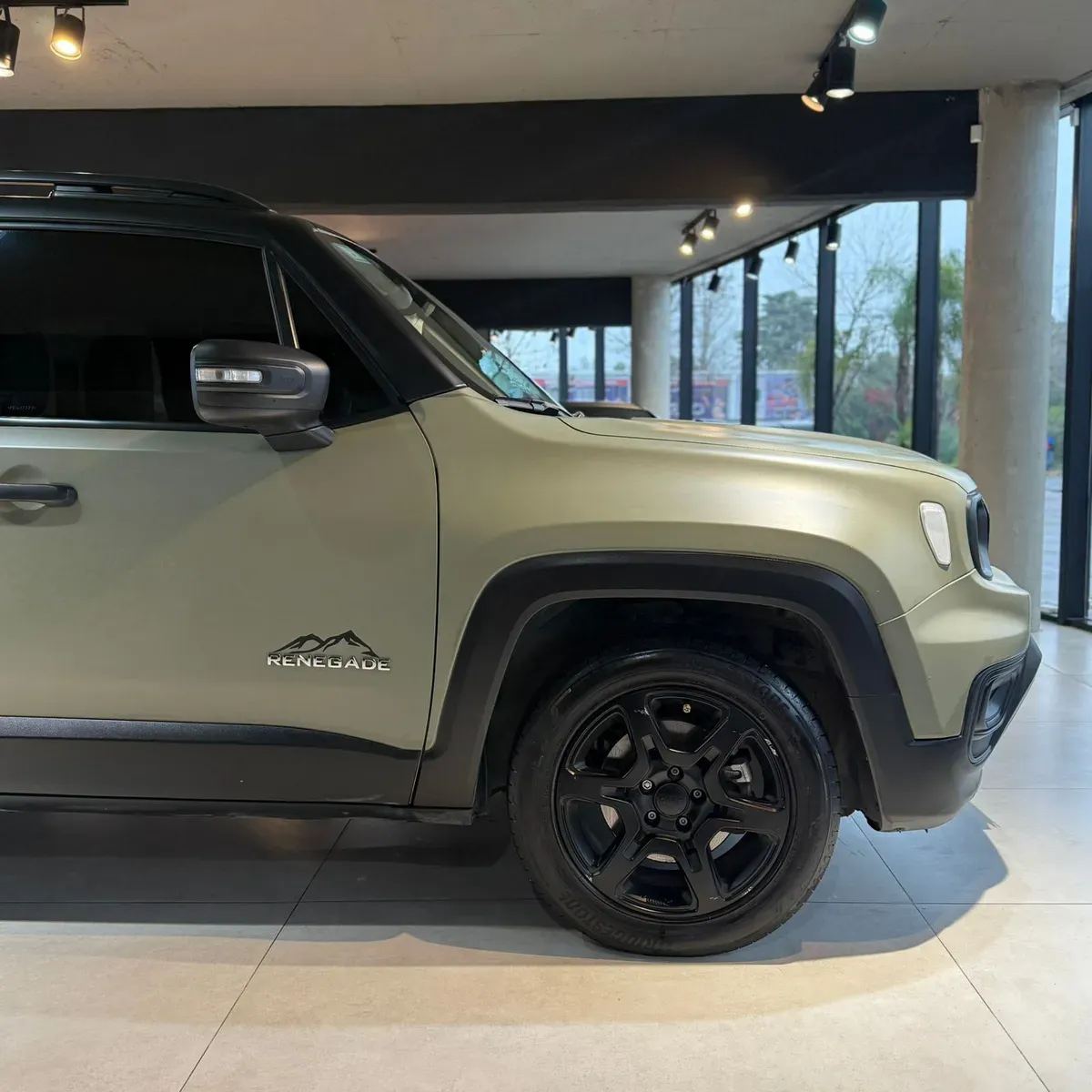 Mirá esta publicación de Jeep Renegade