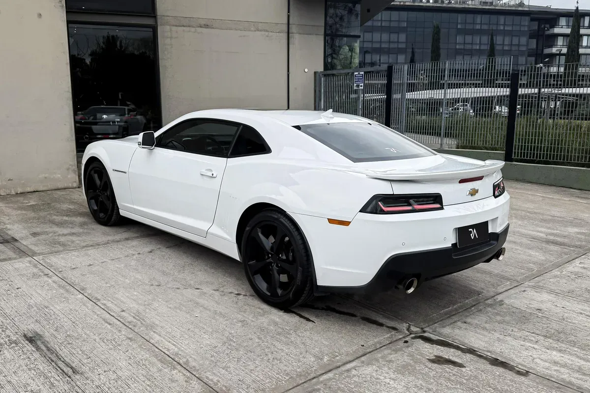 Mira esta publicación de Chevrolet Camaro 2014 en Motordil