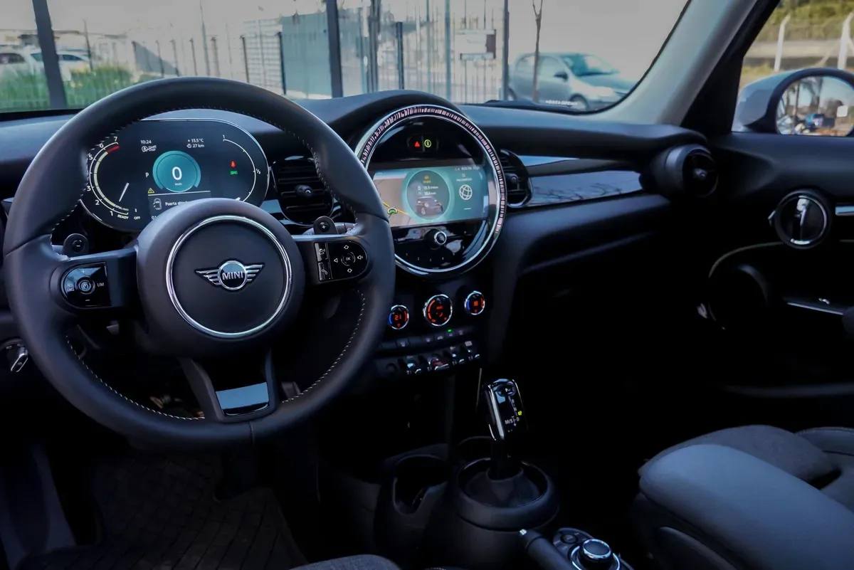 Mira esta publicación de Mini Cooper 2022 en Motordil