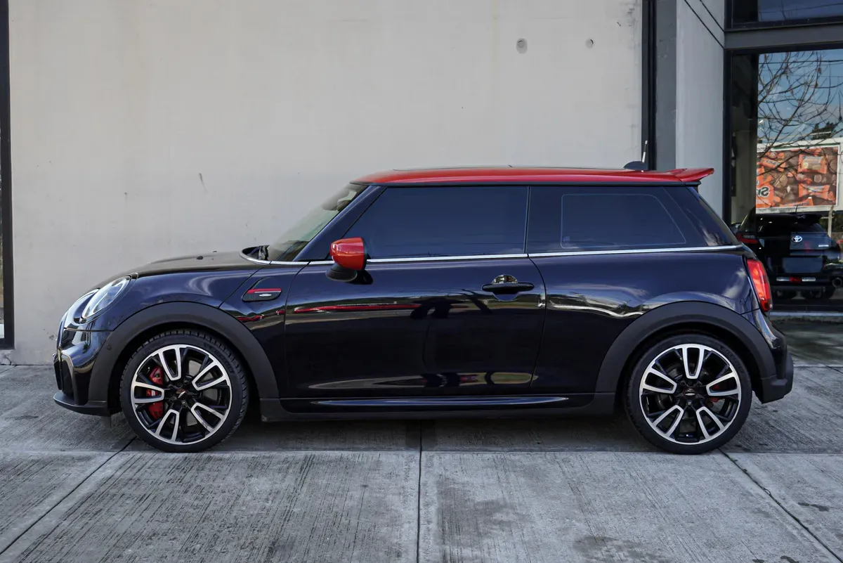 Mira esta publicación de Mini Cooper 2024 en Motordil
