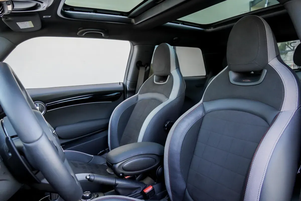 Mira esta publicación de Mini Cooper 2024 en Motordil