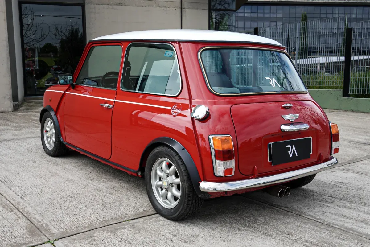 Mira esta publicación de Austin Otros 1980 en Motordil