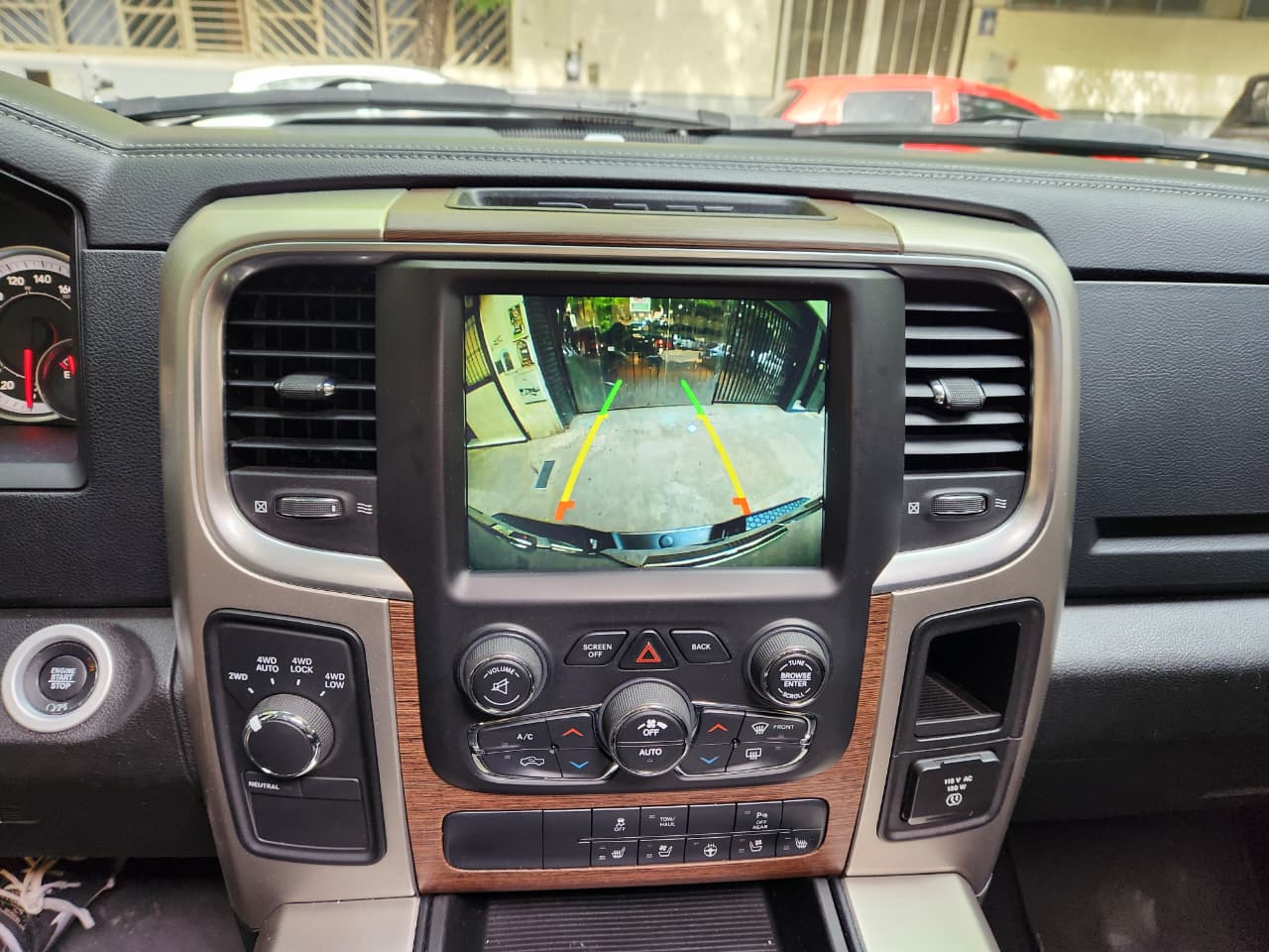 Mira esta publicación de RAM 1500 2022 en Motordil