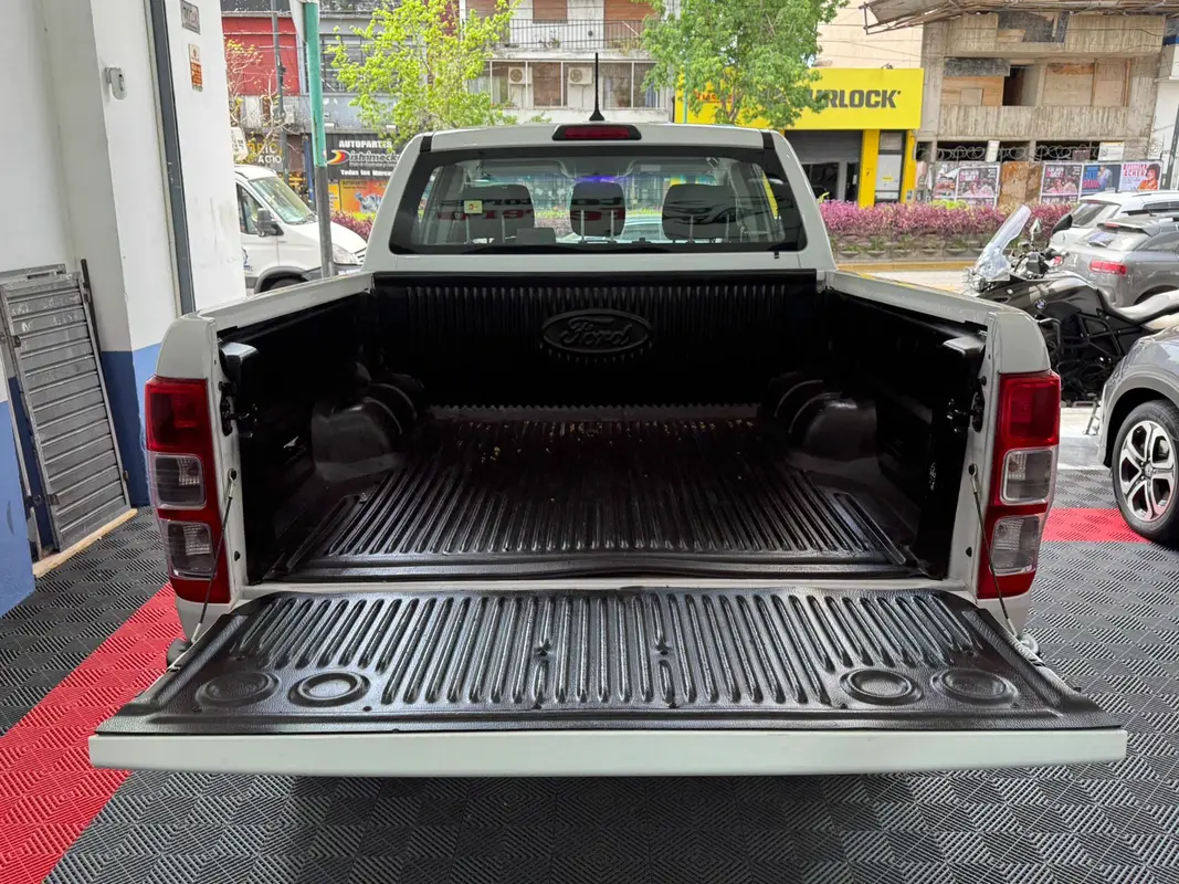 Mira esta publicación de Ford Ranger 2022 en Motordil