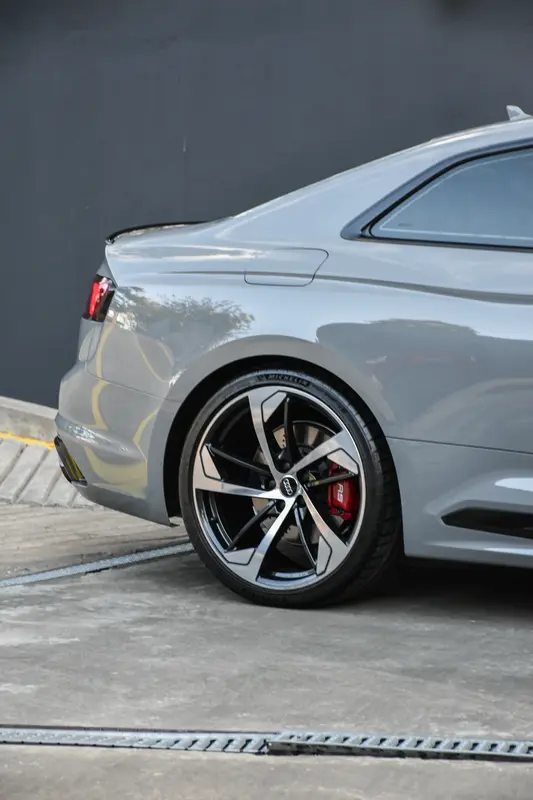 Mira esta publicación de Audi RS5 2019 en Motordil