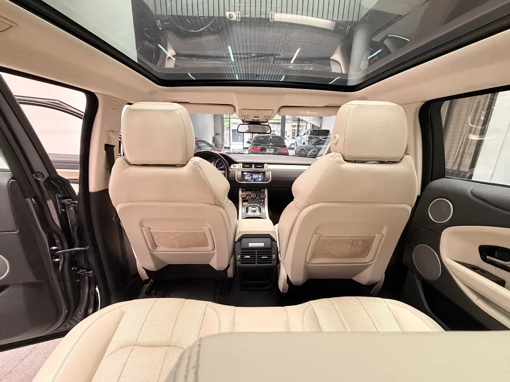 Mira esta publicación de Land Rover Range Rover Evoque 2016 en Motordil