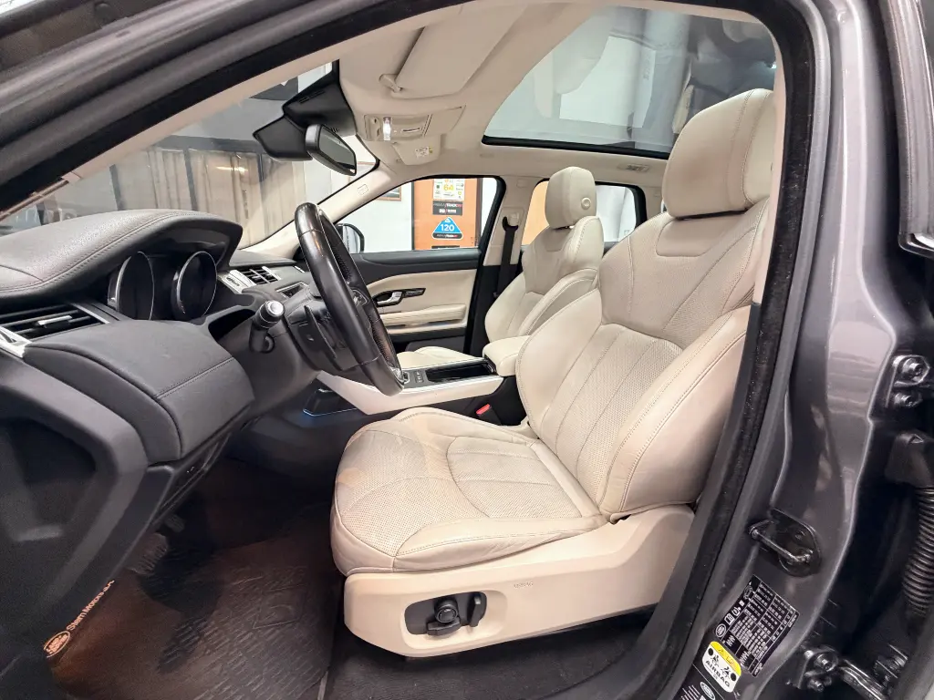 Mira esta publicación de Land Rover Range Rover Evoque 2016 en Motordil